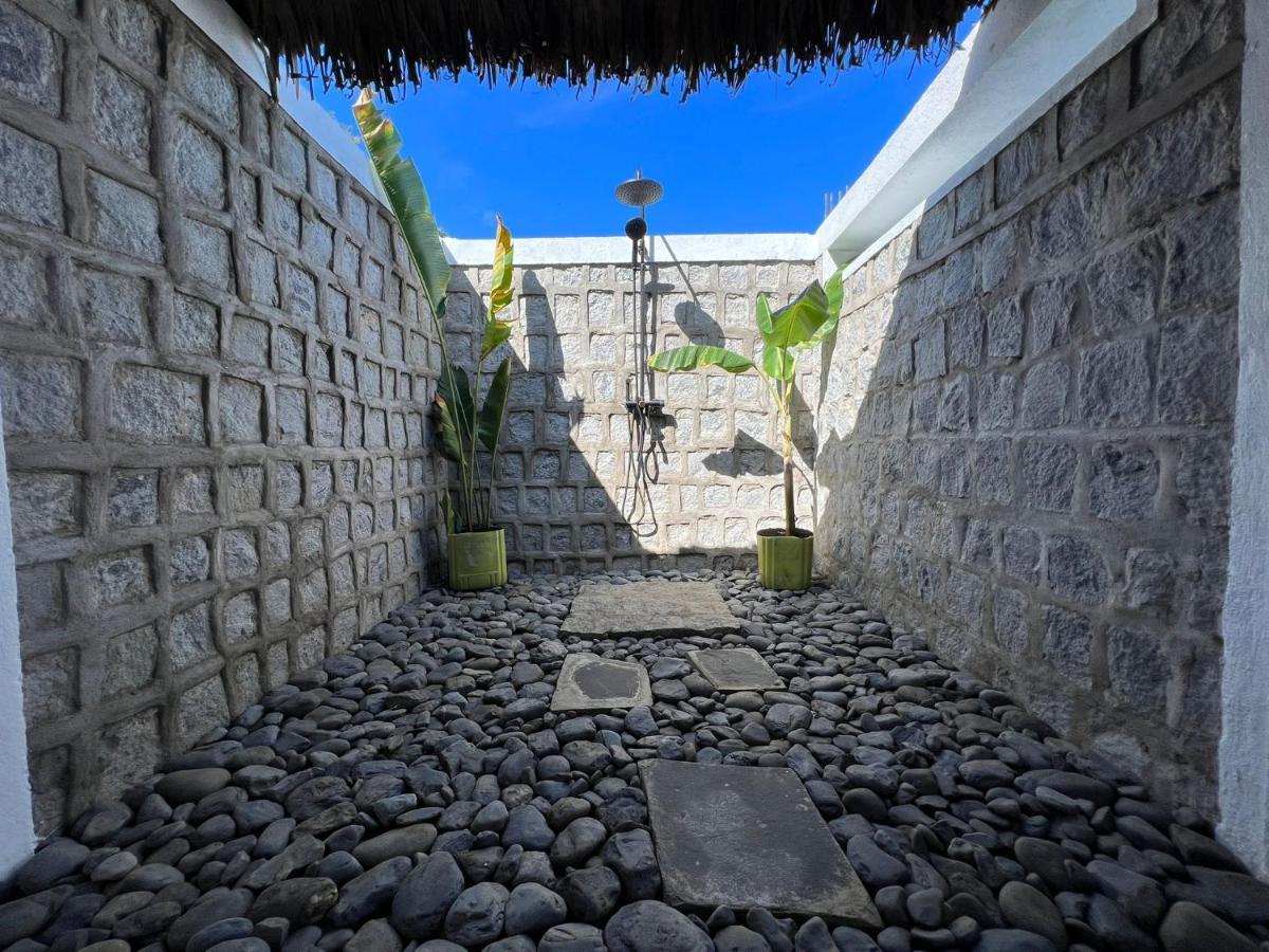 Canopee Lodge Nosy Komba Esterno foto